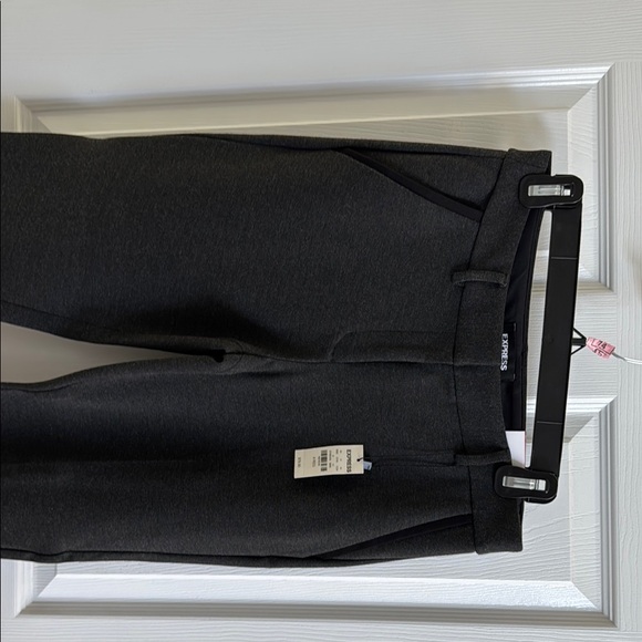 Express Gray Ankle Cropped Pants with Tailored Fit - Picture 4 of 7